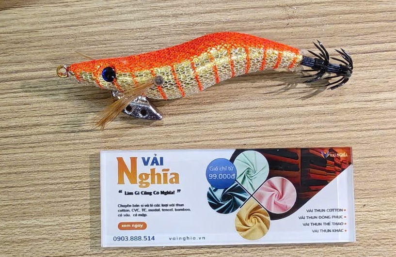 Tôm giả để câu mực