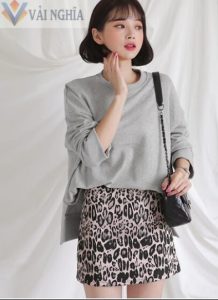 Chân váy phối áo